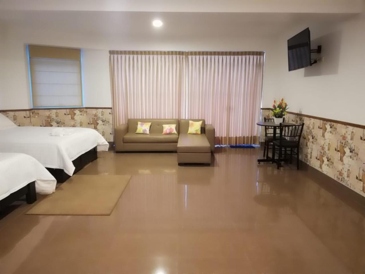 Hotel Costa Riviera Mala Ngoại thất bức ảnh